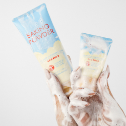 Пінка для глибокого очищення пір та зняття BB-крему Etude Baking Powder BB Deep Cleansing Foam фото 2