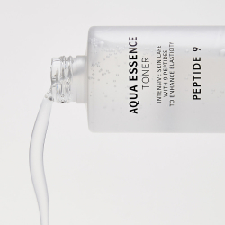 Тонер-есенція з пептидами на основі гіалуронової кислоти Medipeel Peptide 9 Aqua Essence Toner фото 3