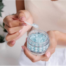 Інноваційний гель-крем з білими зволожувальними капсулами Medipeel Power Aqua Cream фото 3