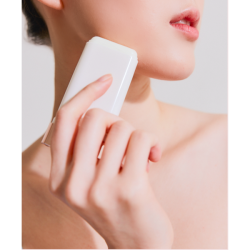 Мінеральний сонцезахисний стік з високим фактором захисту SPF 50+ PA++++ D'ALBA Air Fit Fresh Sun Stick фото 2
