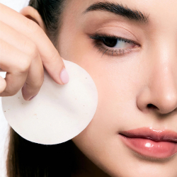 Педы для сияния и увлажнения кожи House Of Hur Brightening Skin Prep Essence Pad фото 3