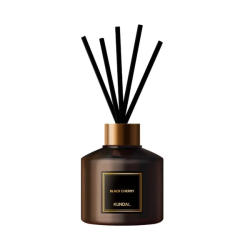 Аромадифузор для дому з ароматом чорної вишні KUNDAL Diffuser Holiday Edition Black Cherry