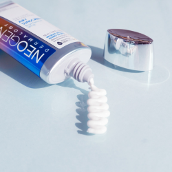 Легкий сонцезахисний крем на основі хімічних фільтрів NEOGEN DERMALOGY DAY LIGHT PROTECTION AIRY SUNSCREEN фото 2