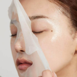 Освіжаюча маска для обличчя з вітамінним комплексом Medipeel Vitamin Bomb Mask фото 2