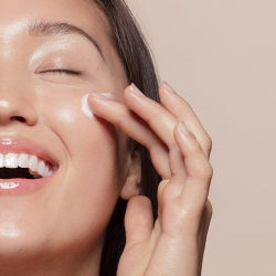 Крем для кожи вокруг глаз с бифидобактериями Manyo Bifida Biome Concentrate Eye Cream фото 3