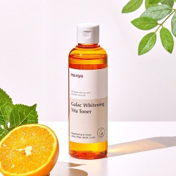 Тонер освітлюючий з галактомісісом і вітамінним комплексом Manyo Galac Whitening Vita Toner фото 3