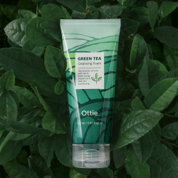 Увлажняющая пенка для лица с экстрактом зеленого чая Ottie Green Tea Cleansing Foam фото 2