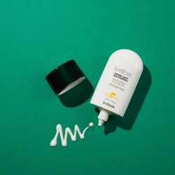 Сонцезахисна есенція для проблемної шкіри SPF50+ PA+++ Dr.Oracle Antibac Derma Light Sun Essence SPF50+ PA+++ фото 2
