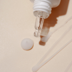 Крем для кожи вокруг глаз с лизатом бифидобактерий Isntree TW-Real Eye Cream фото 3