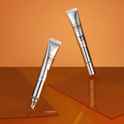 Осветляющий крем под глаза VT Cosmetics Reedle Shot Vita-Light Eye Cream фото 5