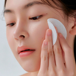 Пилинг-пэды для лица с BHA кислотой Celimax Hearleaf BHA Peeling Pad фото 3